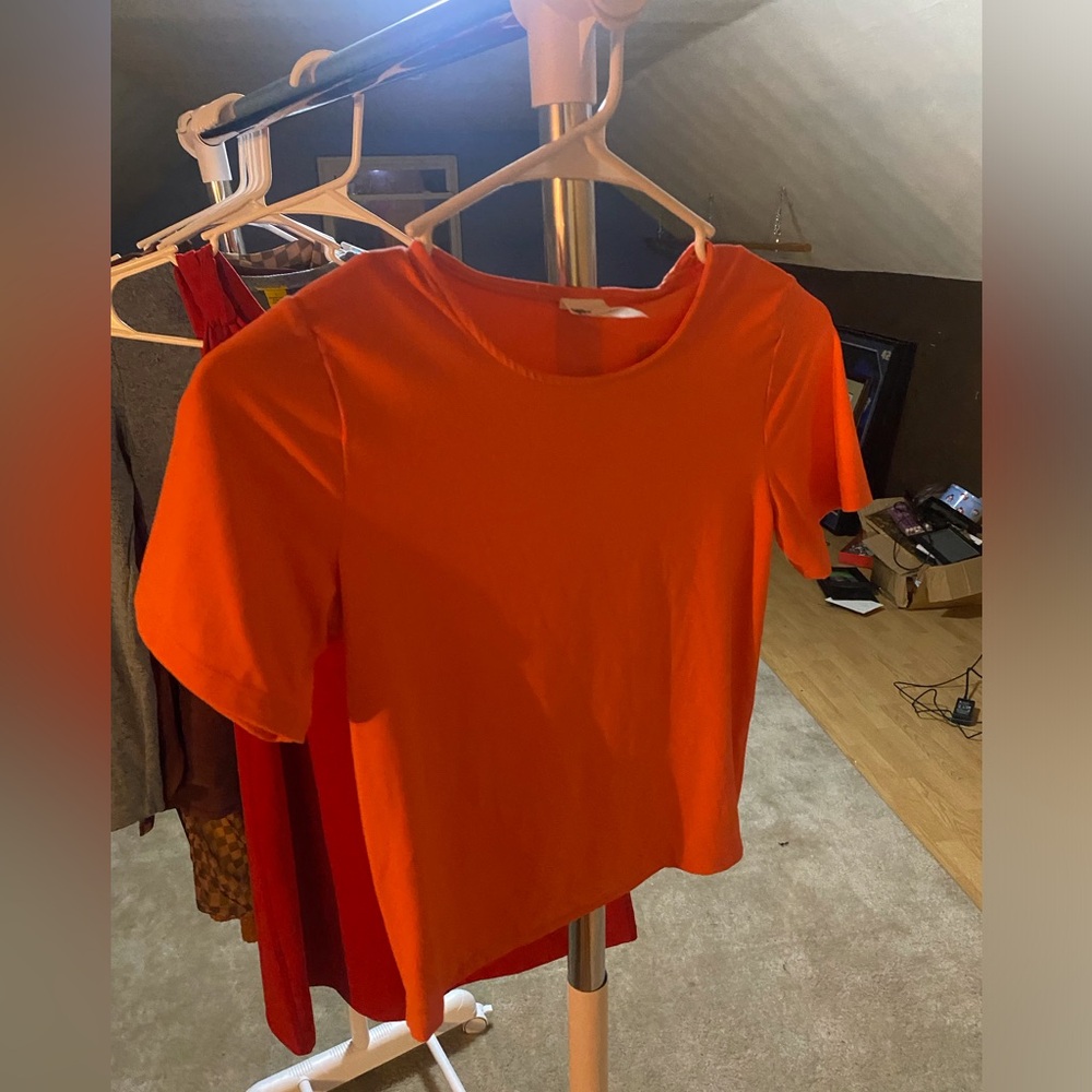 All in Motion Bright Pink/Orange Short Sleeve Tee